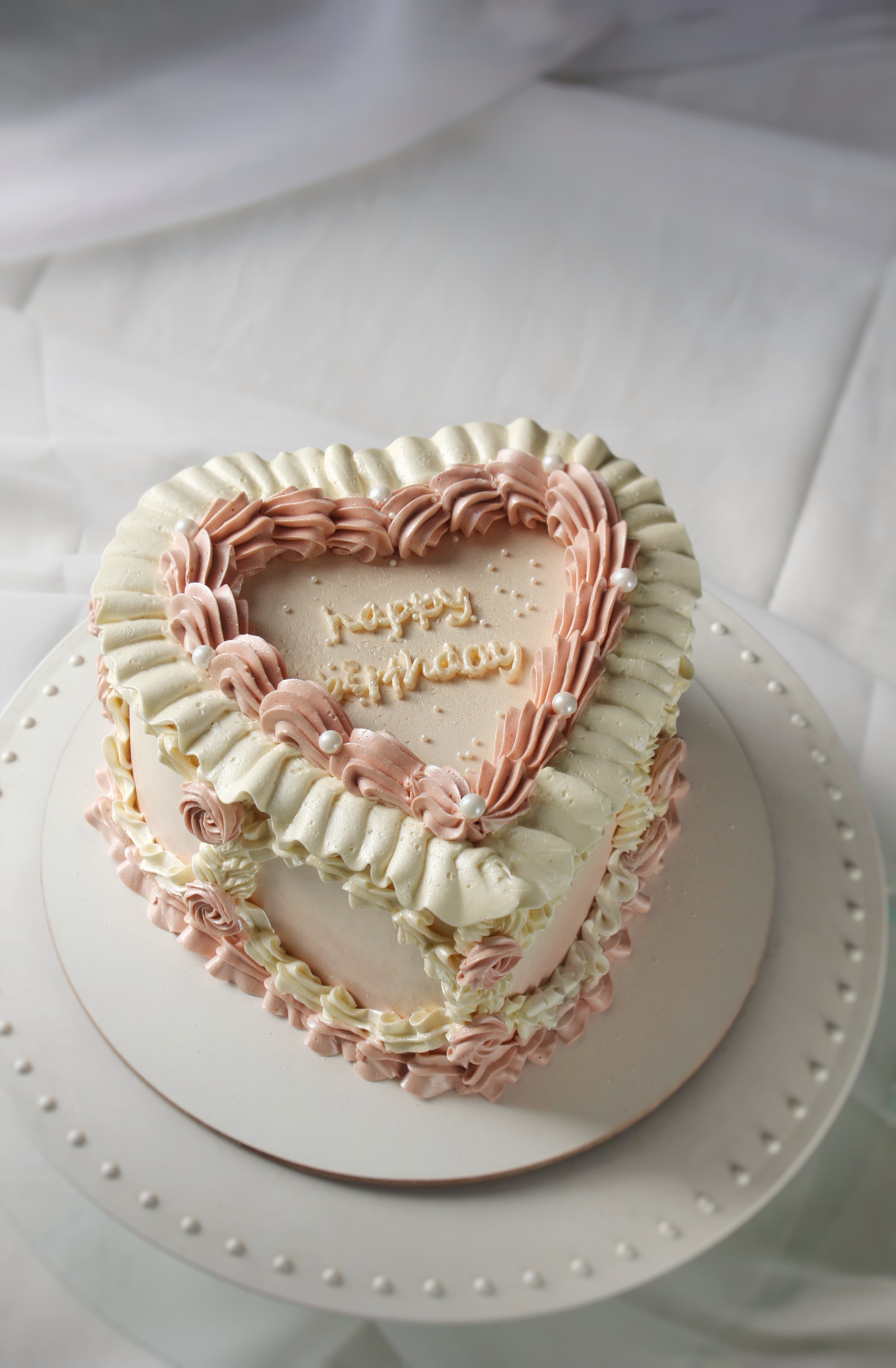 Heart cake 🖤